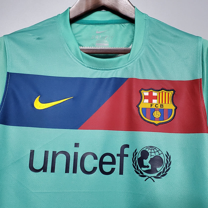 Barcelona 2010/11 Away Kit