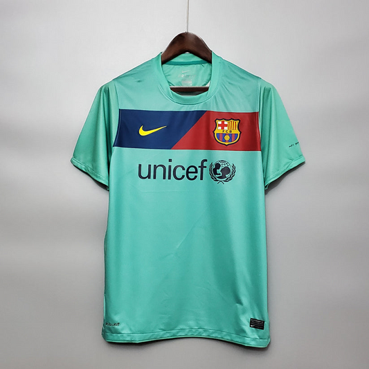 Barcelona 2010/11 Away Kit