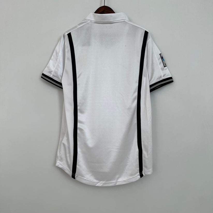 Valencia 2000/01 Home Kit