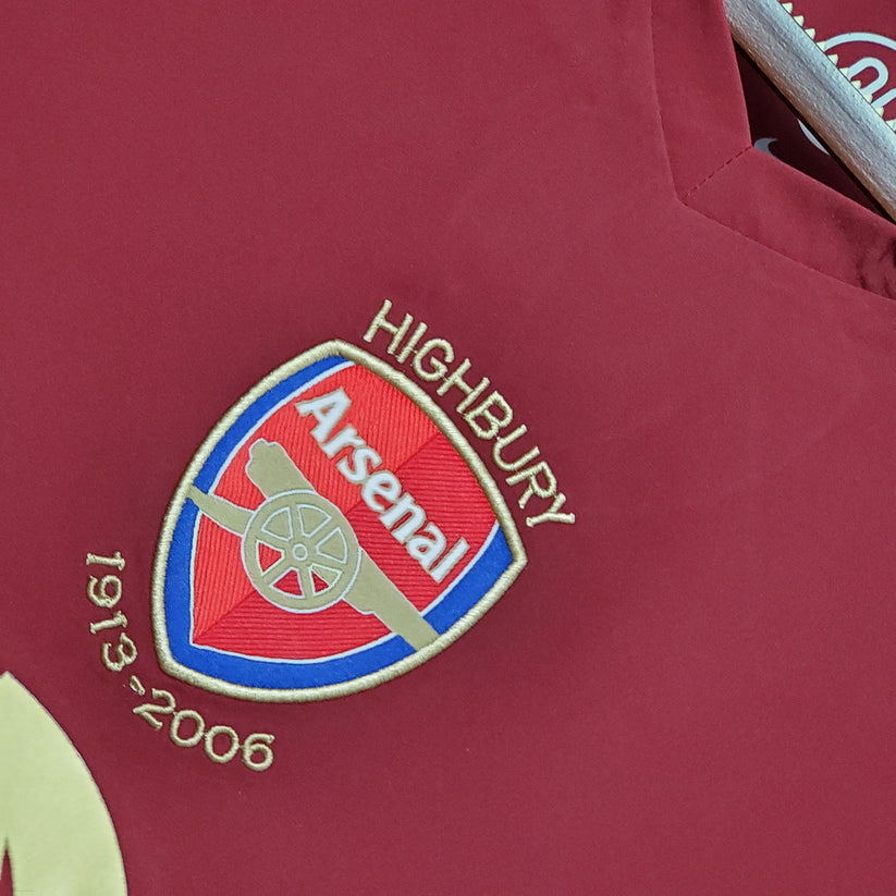 Arsenal 2005/06 Home Kit